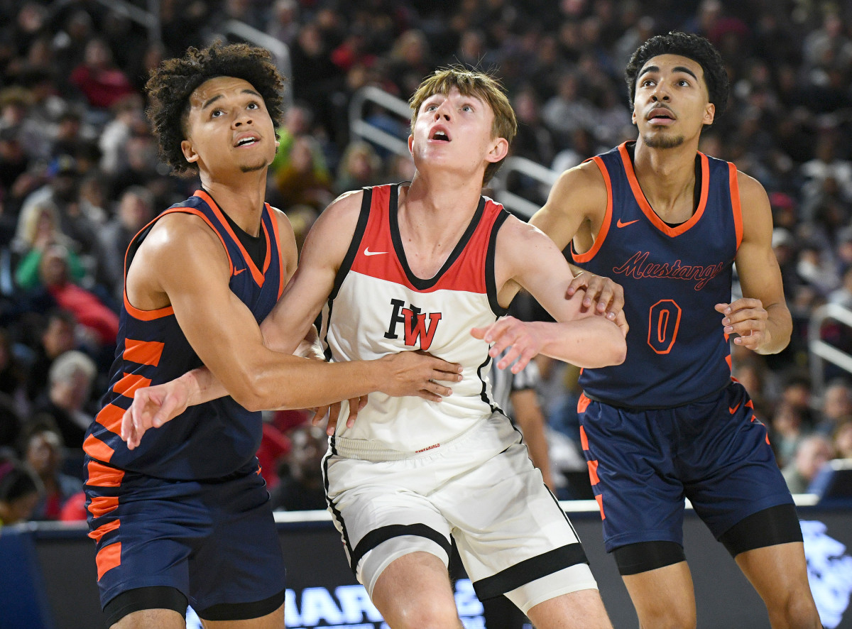Harvard-Westlake vs. Roosevelt in the CIF Southern Section Open Division boys basketball final at Cal Baptist University on Friday, Feb. 23, 2024.